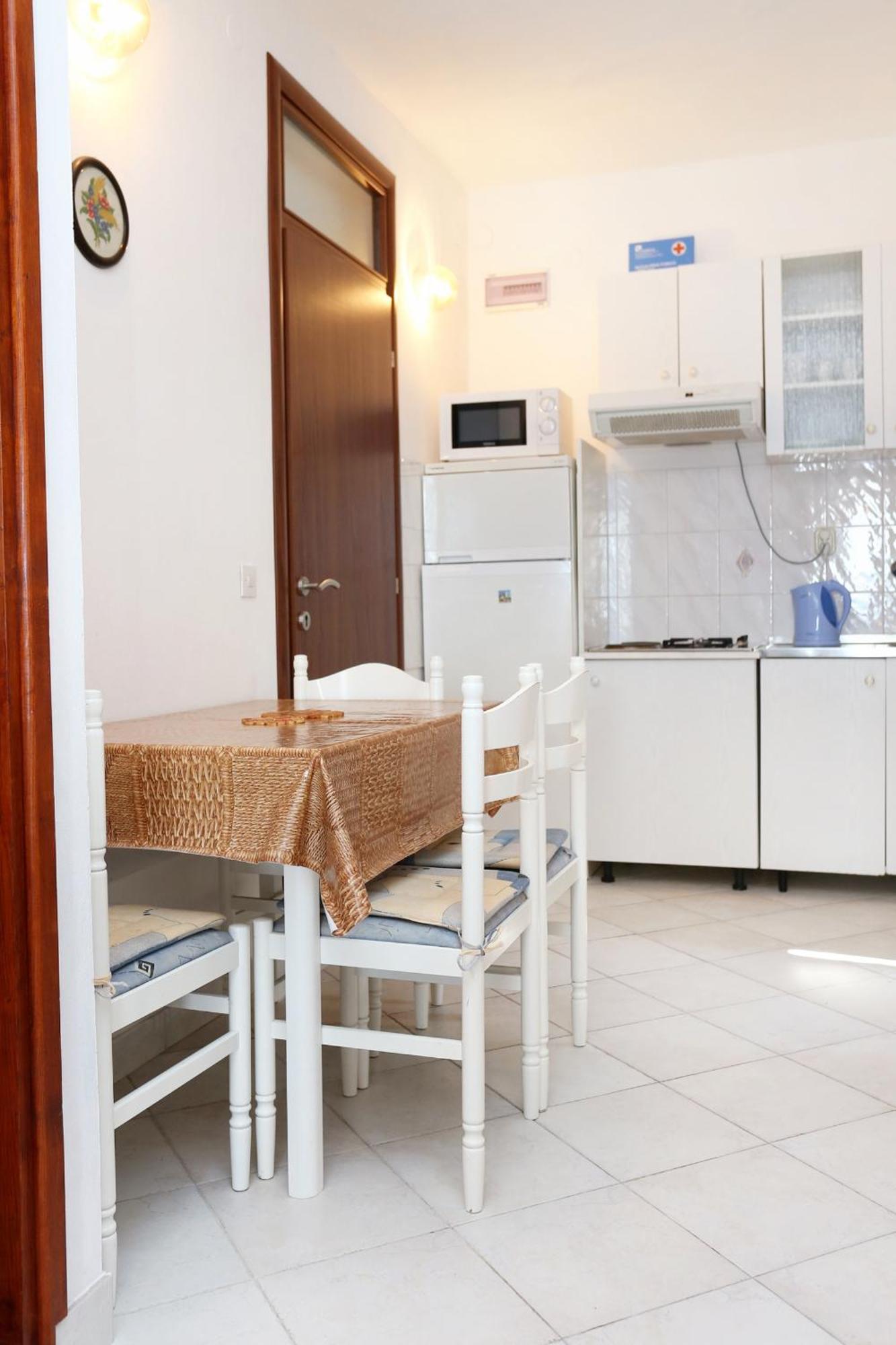 Apartments By The Sea Pisak, Omis - 1014 Номер фото
