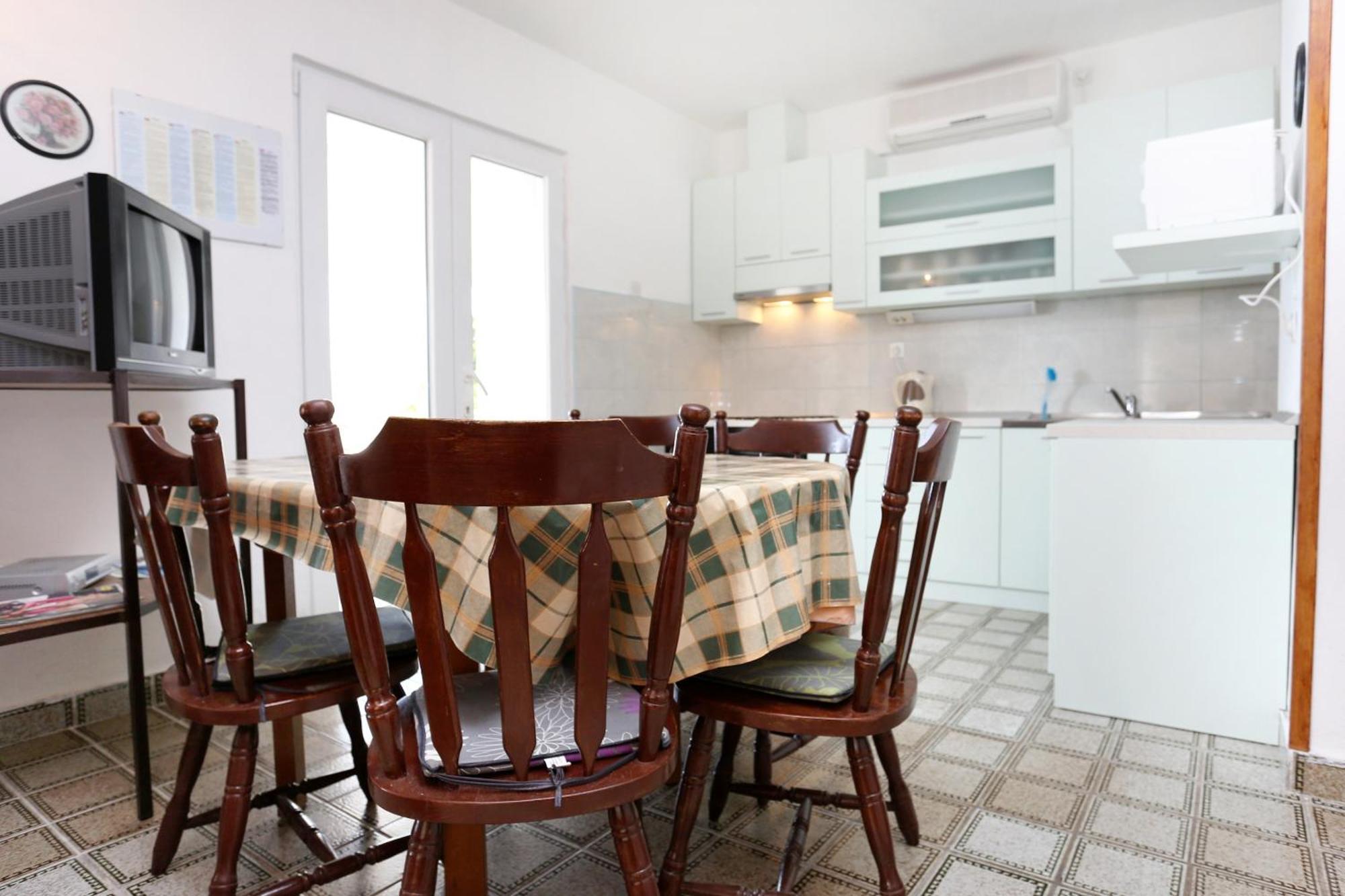 Apartments By The Sea Pisak, Omis - 1014 Номер фото